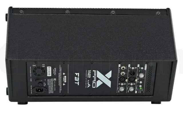 Loa Sân Khấu FBT X-PRO 112MA có thể dễ dàng kết nối bằng điện thoại, máy tính bảng để bật nhạc và tăng giảm âm lượng